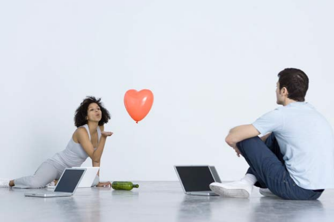 What is online dating like for a man?